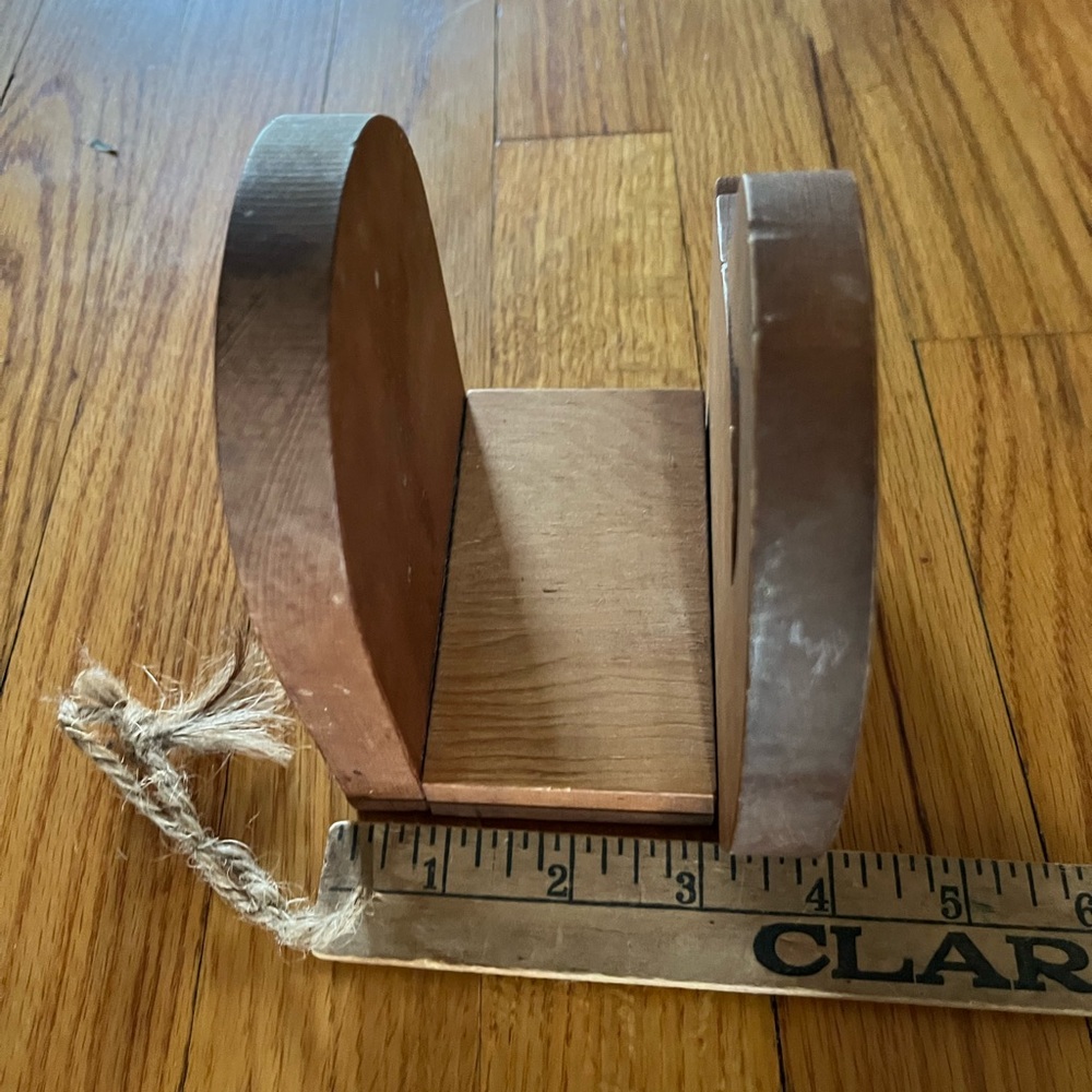 Vintage Wooden Goose Napkin Holder Neutral Brown and Black - Picture 6 of 6